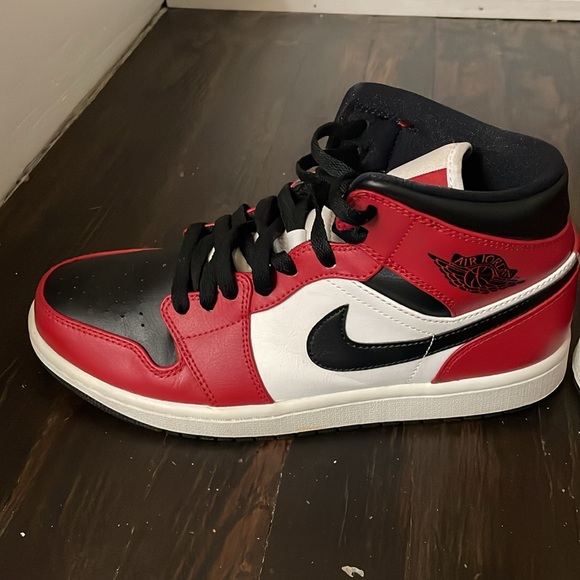 Men’s Jordan 1 size 8 - Picture 5 of 6